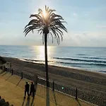 Апартаменти Shinny Flat, 2 Min From Sea *