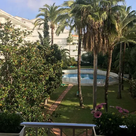 Shinny Flat, 2 Min From Sea شقة ماربيا