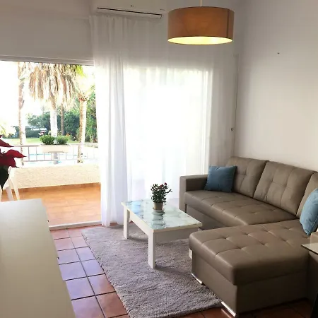 Shinny Flat, 2 Min From Sea *