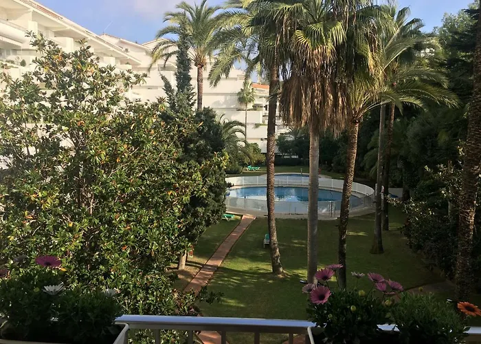 Shinny Flat, 2 Min From Sea شقة ماربيا