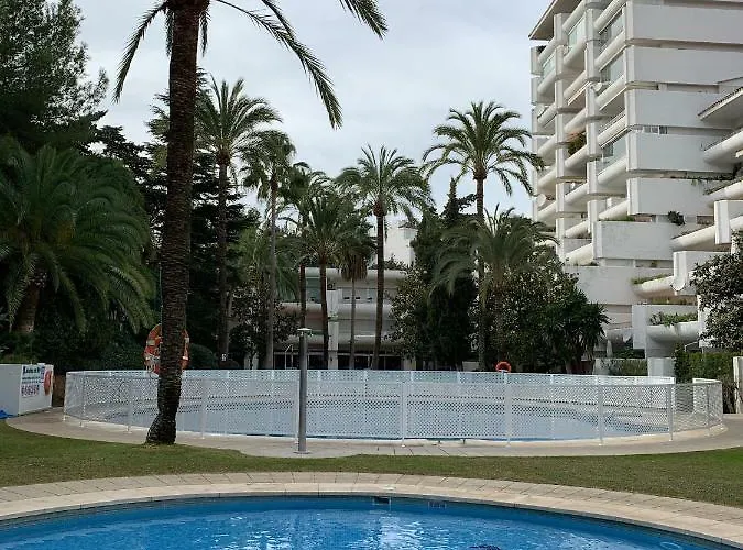 Shinny Flat, 2 Min From Sea شقة ماربيا