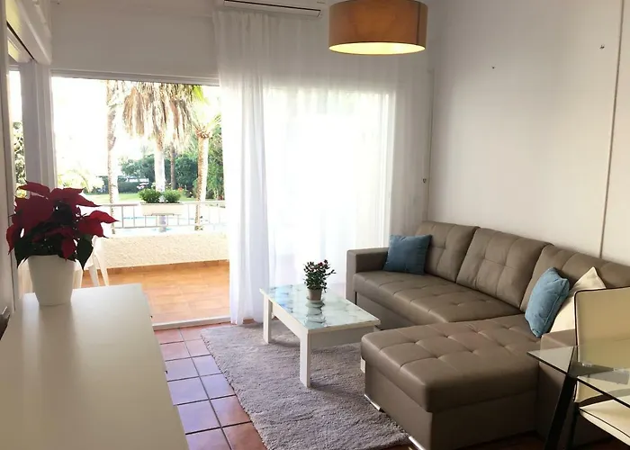 Shinny Flat, 2 Min From Sea *