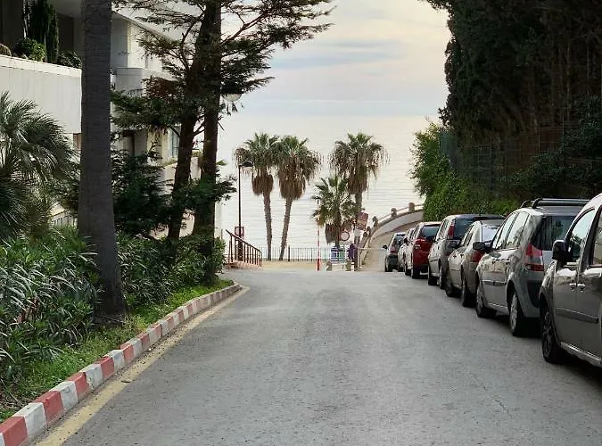 Shinny Flat, 2 Min From Sea شقة ماربيا